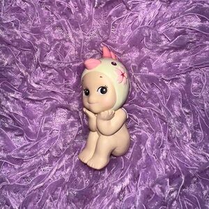 SONNY ANGEL CHERRY BLOSSOM SERIES x HANAMI EDITION (PARROT)